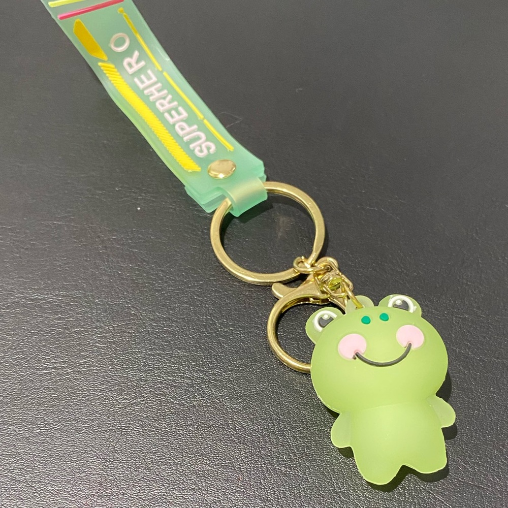 Feel Cute | Green Superhero Frog Key Holder Keychain Bag - Picture 5 of 7